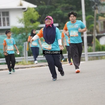 Runner Photo 8225118