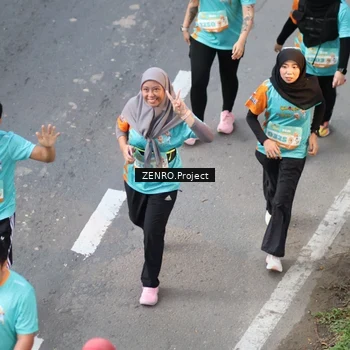 Runner Photo 8225213