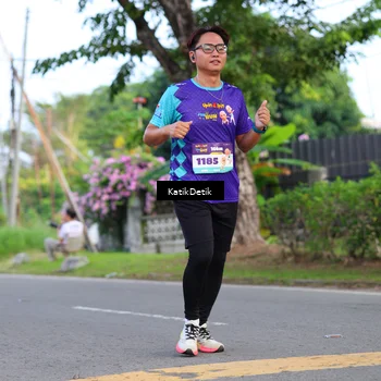Runner Photo 8225223