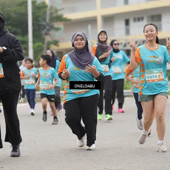 Runner Photo 8225310