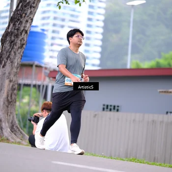 Runner Photo 8225335