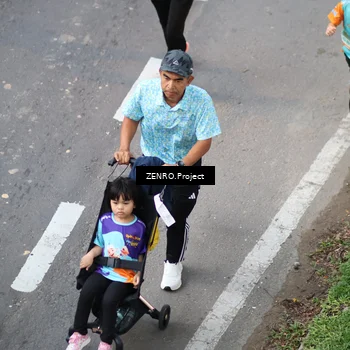Runner Photo 8225348