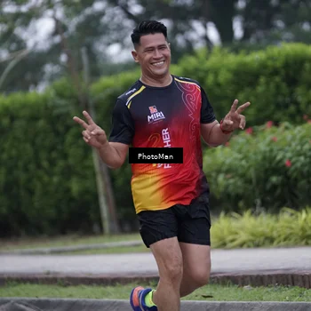 Runner Photo 8225358