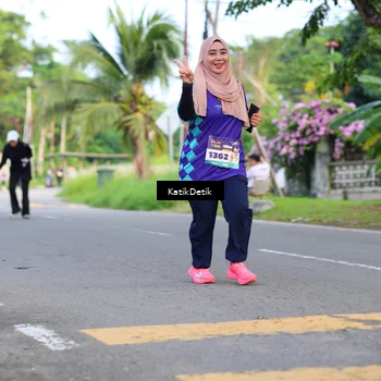 Runner Photo 8225371