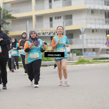 Runner Photo 8225475