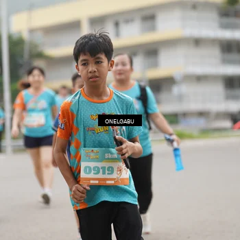 Runner Photo 8225560