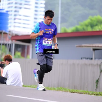 Runner Photo 8225735