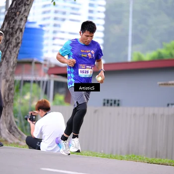 Runner Photo 8225738