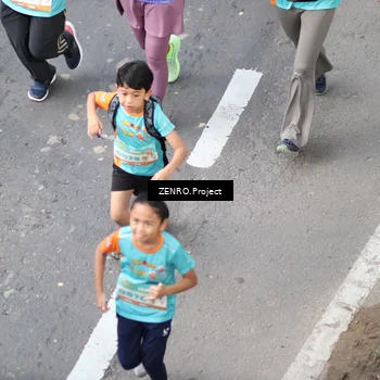 Runner Photo 8225841