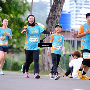 Runner Photo 8225916