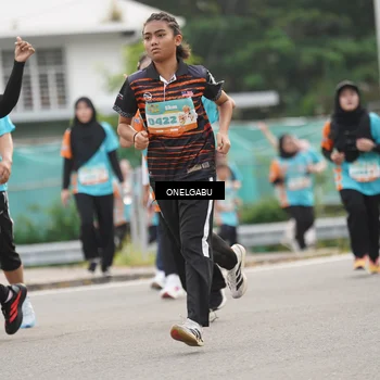 Runner Photo 8225995