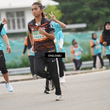 Runner Photo 8225996
