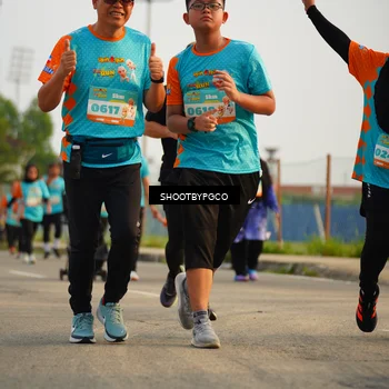 Runner Photo 8226035