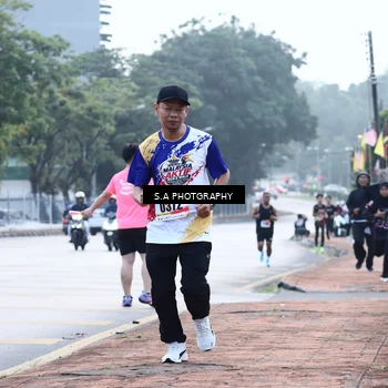 Runner Photo 8226139