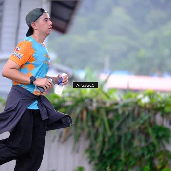 Runner Photo 8226339