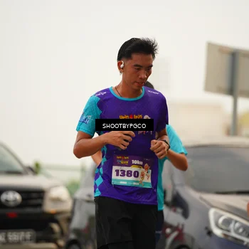 Runner Photo 8226375
