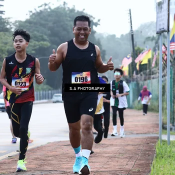 Runner Photo 8226395