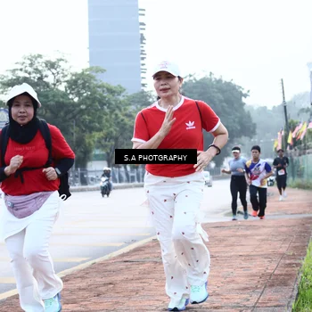 Runner Photo 8226572