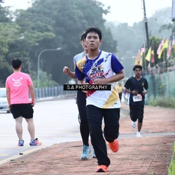 Runner Photo 8226723
