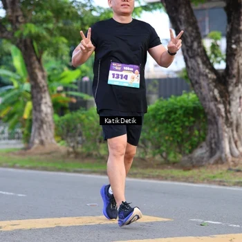 Runner Photo 8226835