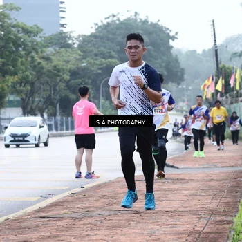 Runner Photo 8226876