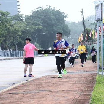 Runner Photo 8226958