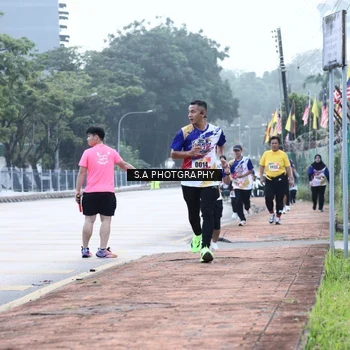 Runner Photo 8226965