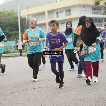 Runner Photo 8226983