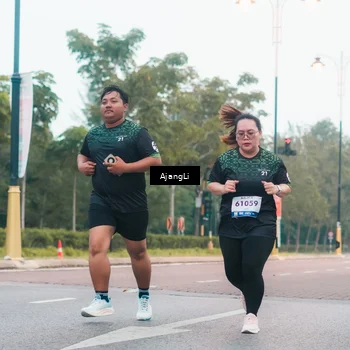 Runner Photo 8227018