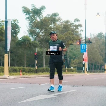 Runner Photo 8227054