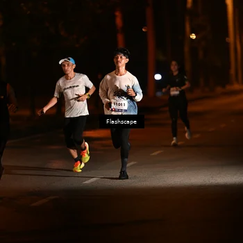Runner Photo 8227064