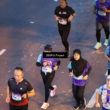 Runner Photo 8227083