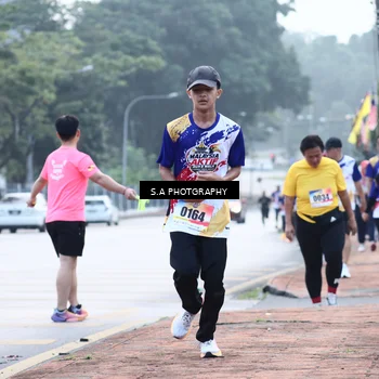 Runner Photo 8227089