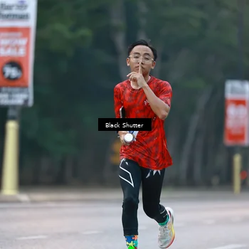 Runner Photo 8227132
