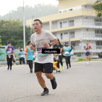 Runner Photo 8227143