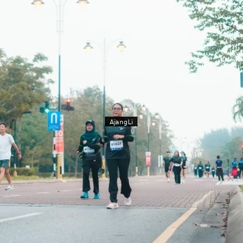Runner Photo 8227165