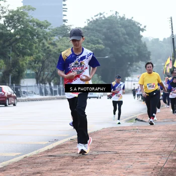 Runner Photo 8227202