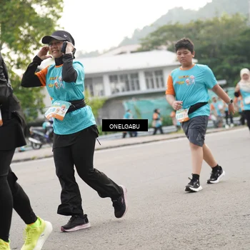 Runner Photo 8227243