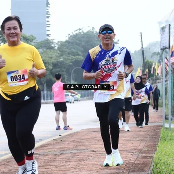 Runner Photo 8227338