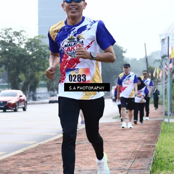 Runner Photo 8227389
