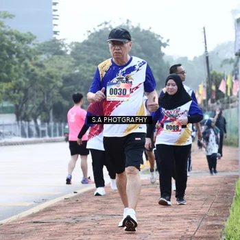 Runner Photo 8227543