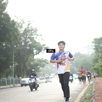 Runner Photo 8227693