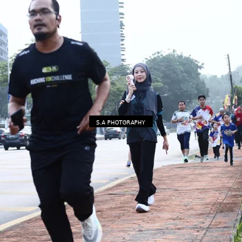 Runner Photo 8227750