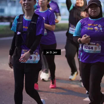Runner Photo 8227821