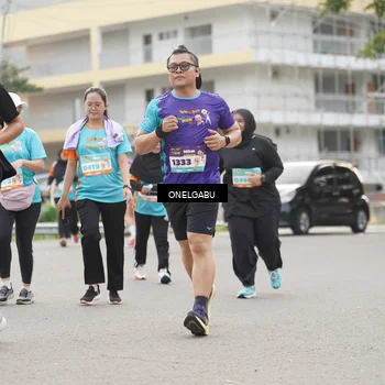 Runner Photo 8227845
