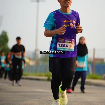 Runner Photo 8227898