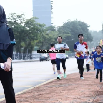 Runner Photo 8227899