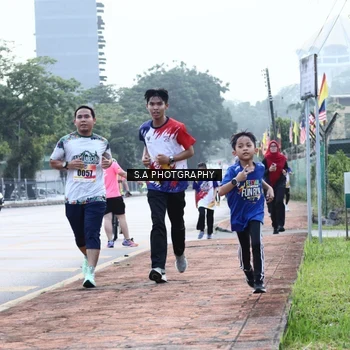 Runner Photo 8227912