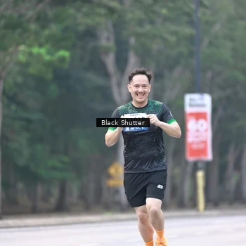 Runner Photo 8227937