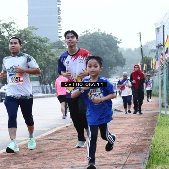 Runner Photo 8227969